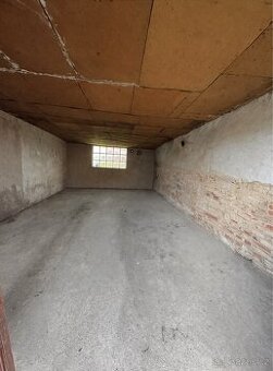 Pronájem garáže - Varnsdorf - Ulice Východní