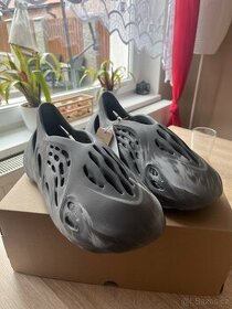Adidas Yeezy Foam Rnnr MX Granite - 1