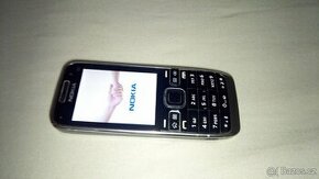 Nokia  e52