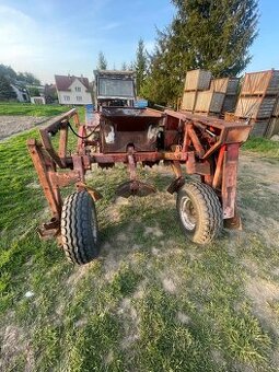Prodám sazeč brambor Mars.