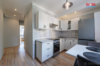 Prodej bytu 2+1, 71 m², Karlovy Vary, ul. Hybešova - 1