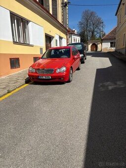 Mercedes-Benz c220cdi