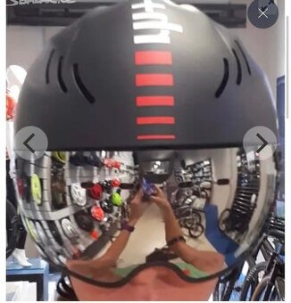 Cyklistická aerodynamická helma, visor na magnet