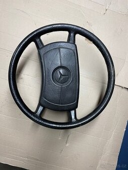 Volant s airbagem