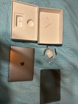 MacBook Air M1
