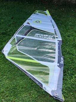 Plachtu na windsurfing - 1