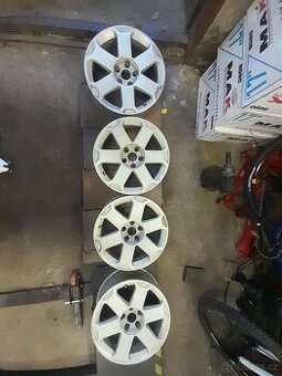 Originál al kola audi s4 b5