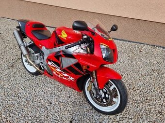 Honda VTR SP1 - 1