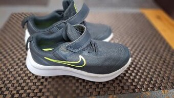 Dětské boty Adidas velikost eur28
