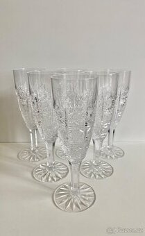 RUČNĚ BROUŠENÉ SKLO: Jaroslav Horr - Bohemia Crystal