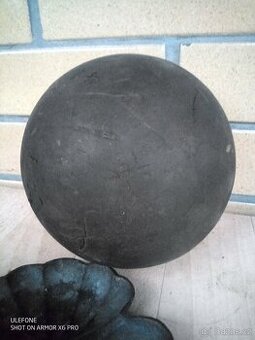Atletická starožitná gumová koule 4 kg - 1