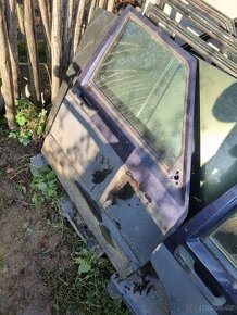 Prodám dveře Jeep cherokee XJ facelift