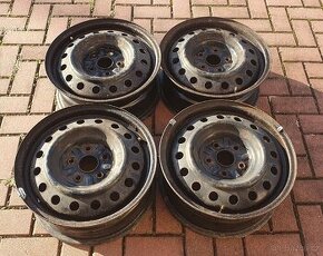 4 plechové disky Toyota
