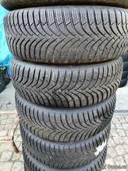 195/60/16 zimni pneu HANKOOK 195/60 R16