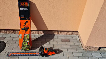 Nůžky na živý plot zn.Black & Decker