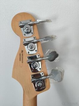 Fender baskytara