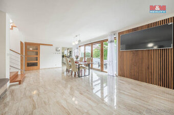 Prodej rodinného domu, 133 m², Větrušice, Praha - východ - 1