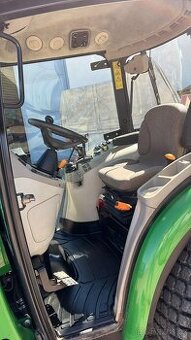 John Deere 3720
