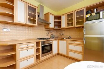 Prodej bytu 2+1, 59 m2, Holasická, Opava