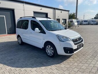 Peugeot Partner Tepee 1.6Hdi 73kw, velké rádio, po servise - 1