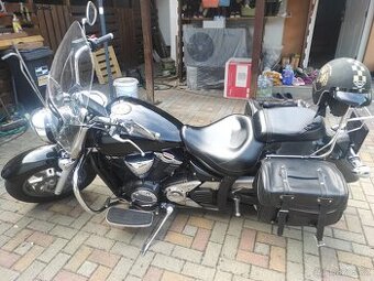 Prodám Yamaha XVS 1300 A Midnight Star,(rezervace do 8.11.)
