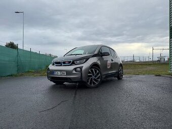 BMW i3 s motorem REX – ideální městské elektroauto