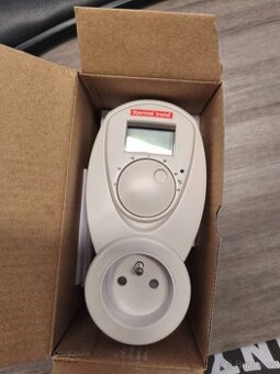 Termostatická zásuvka TZ33 Thermal Trend 50ks