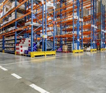 Koupím regály, paletové regály a další vybavení.