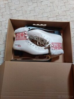 Prodám dámské brusle