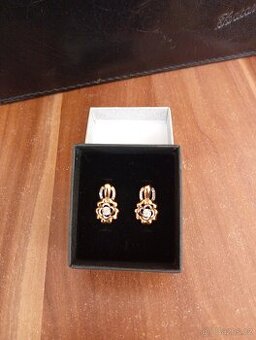 LUXUSNÍ ZLATÉ NÁUŠNICE S BRILIANTY