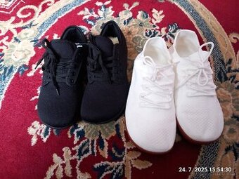 2x nove botasky vel.42