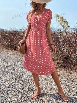 Šaty s puntíky vel. XL (44)