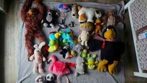 plyšák,plyšáci,medvídek Pú,krtek.sob,zajíc,Minnie,batoh opic