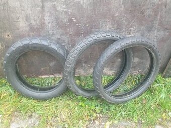 Pneumatiky na motorky 3 kusy