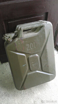 Prodám různé plechové kanystry