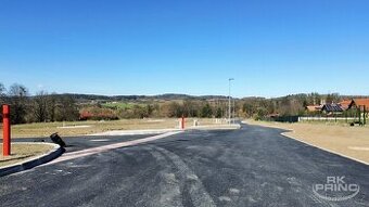 Stavební pozemky 1 200 m² v Mirotice – plně zasíťované, přír