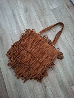 Zara kožená kabelka