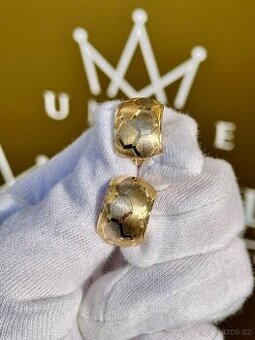 Zlaté náušnice 3,89g