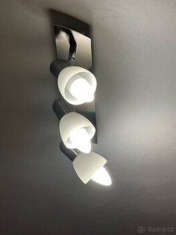 Stropní svítidlo bílé