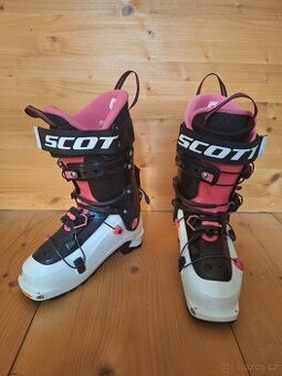 Skialp lyžiarky Scott W's Celeste 23.5