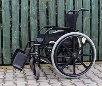 083-Mechanický invalidní vozík Sona.