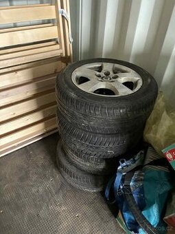 Škoda – sada ALU kol 14" s pneumatikami 185/60 R14