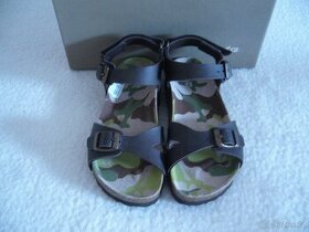N.ové kvalitní kožené sandály /sandále od Bati vel.32 - 1