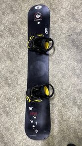 Snowboard Freesurf 147cm s vázáním Blackhole