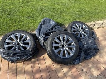 Prodám disky na pneumatiky 235/55 R19 Mercedes