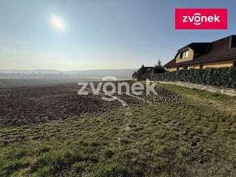 Stavební pozemek Kostelec - pěkná a klidná lokalita, v ro...