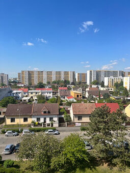 Pronájem bytu 1+kk, Brožíkova, Nový Hradec Králové,  Kč/měs,