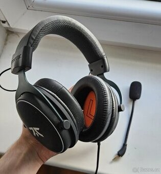 Fnatic React - 1