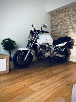 Yamaha FZ6N