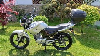 Yamaha YBR 125 pouze 10590 km